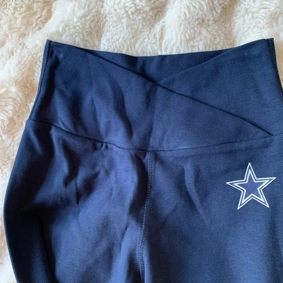NFL Blue Dallas Cowboys Leggings with Star Design Size Medium - Picture 4 of 9